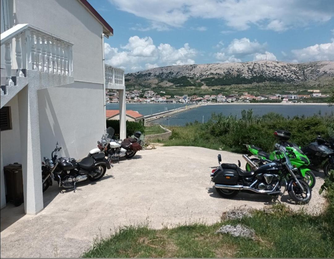 Apartments Verica Паг Экстерьер фото
