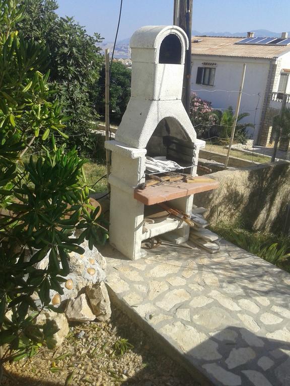 Apartments Verica Паг Экстерьер фото